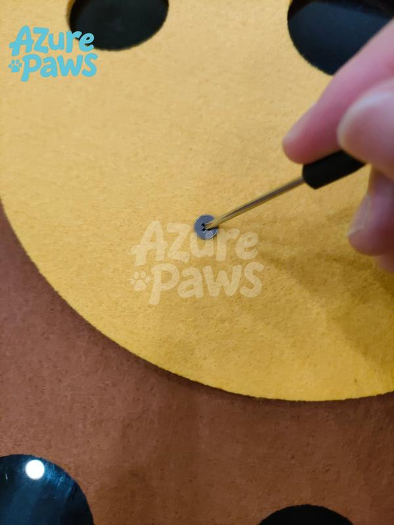 Interlockable Paper Scratch Board: a Multifunctional Pet Toy for Cats – Features Maze Holes, Crawl Tunnel, Scratch Pad, and 2-In-1 Space for Sleeping & Playing; Includes Button Screws, Installation Tools, Ideal for DIY Enthusiasts Festival Gifts