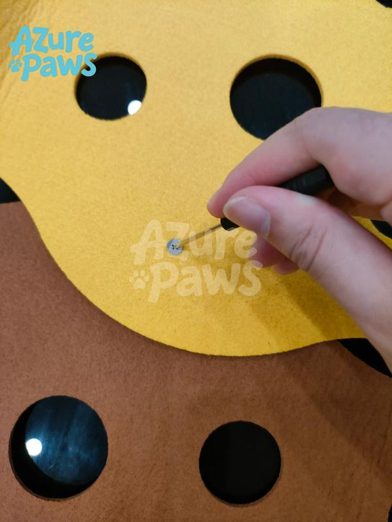 Interlockable Paper Scratch Board: a Multifunctional Pet Toy for Cats – Features Maze Holes, Crawl Tunnel, Scratch Pad, and 2-In-1 Space for Sleeping & Playing; Includes Button Screws, Installation Tools, Ideal for DIY Enthusiasts Festival Gifts